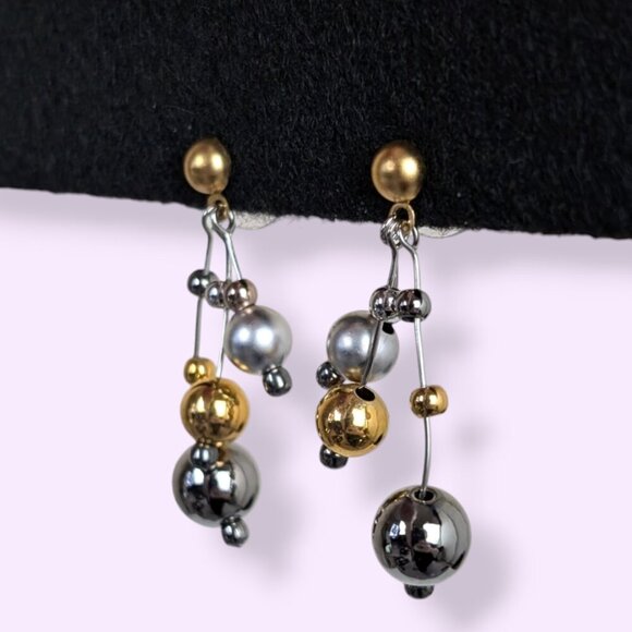 (2/$20) V. Dangling Ball Earrings (14K Posts) - Picture 4 of 7